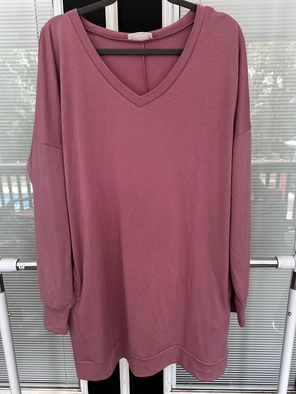 Size 1X Zenana mauve tunic with pockets. Never worn!